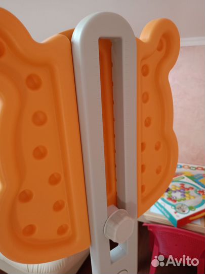 Баскетбольное кольцо с футбольными воротами