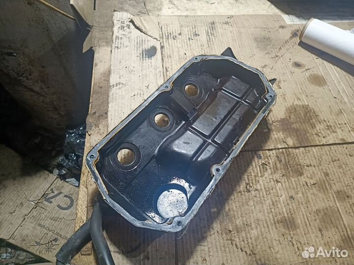 Клапанная крышка 6a11 Mitsubishi