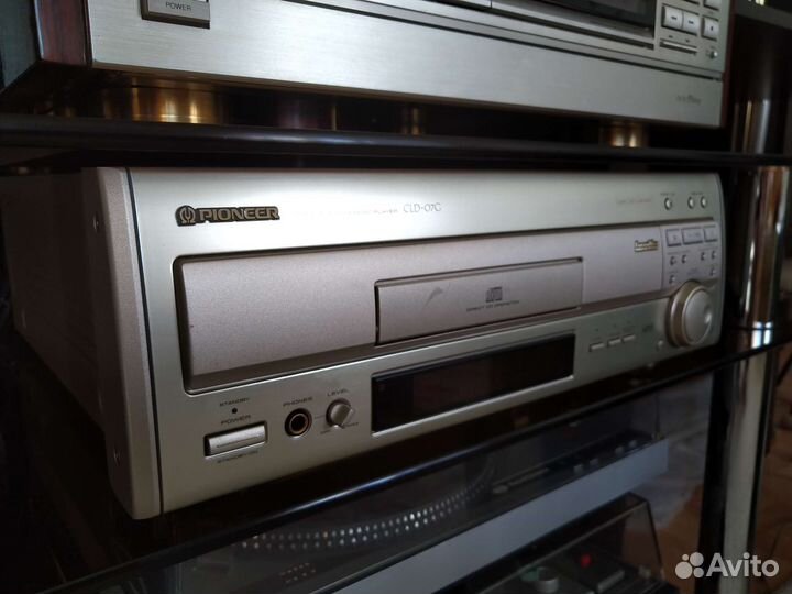 Cd проигрыватель pioneer CLD 07G