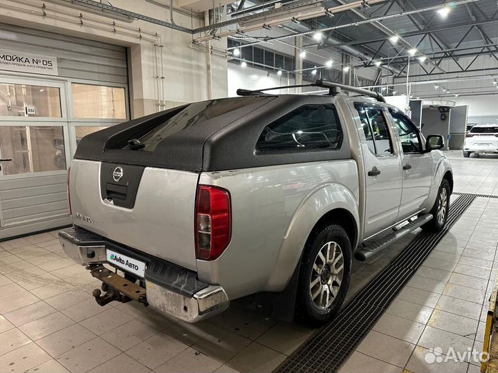 Nissan Navara 2.5 AT, 2013, 223 581 км