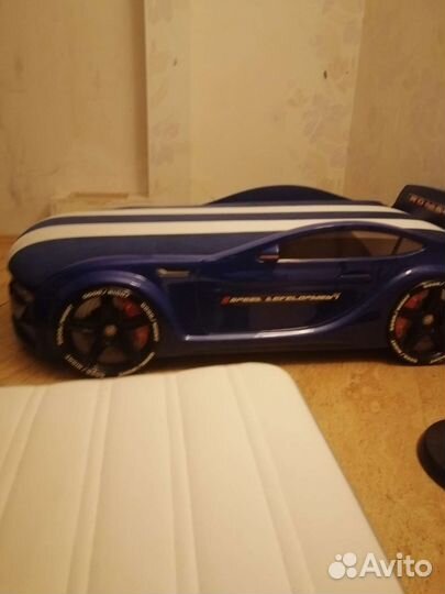 Детская кровать машина с подсветкой