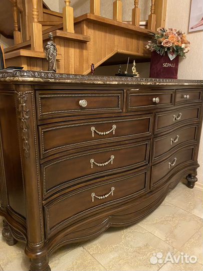 Комод италия