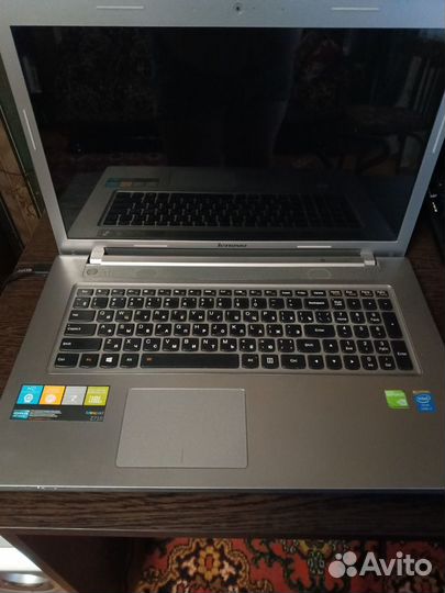 Lenovo ideapad z710