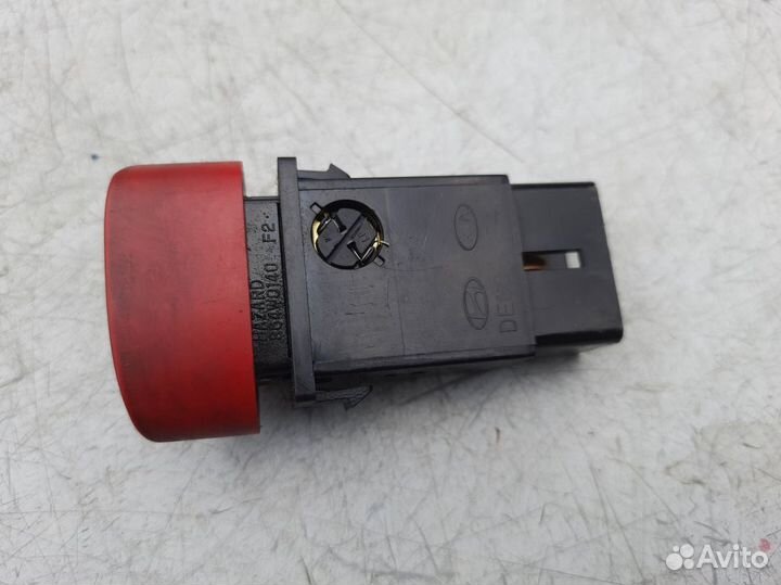 Кнопка аварийной сигнализации Хендай Старекс