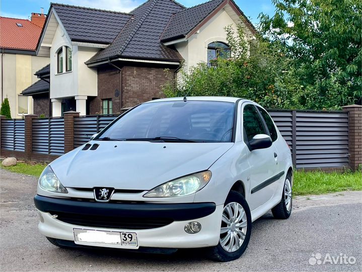 Прокат авто Пежо 206 ат