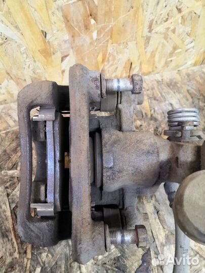 Суппорт тормозной задний Kia Picanto 1 хетчбек 1