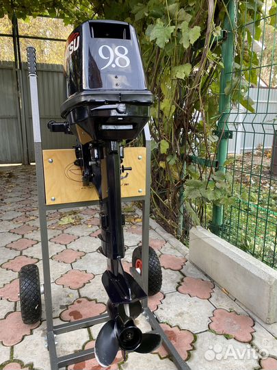 Лодочный мотор Tohatsu 9,8 л.с 2 такта