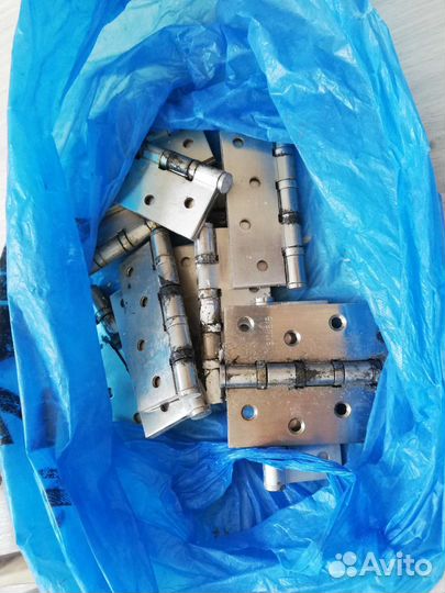 Петли межкомнатных дверей