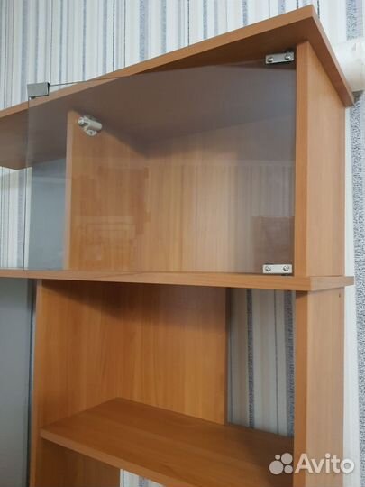 Комплект мебели(Стол+стеллаж)