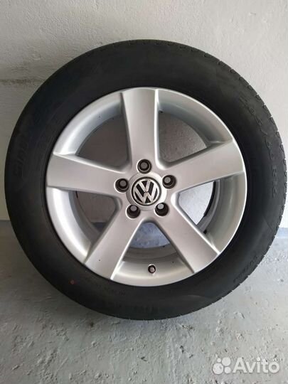 Диски с резиной R 16 летние VAG