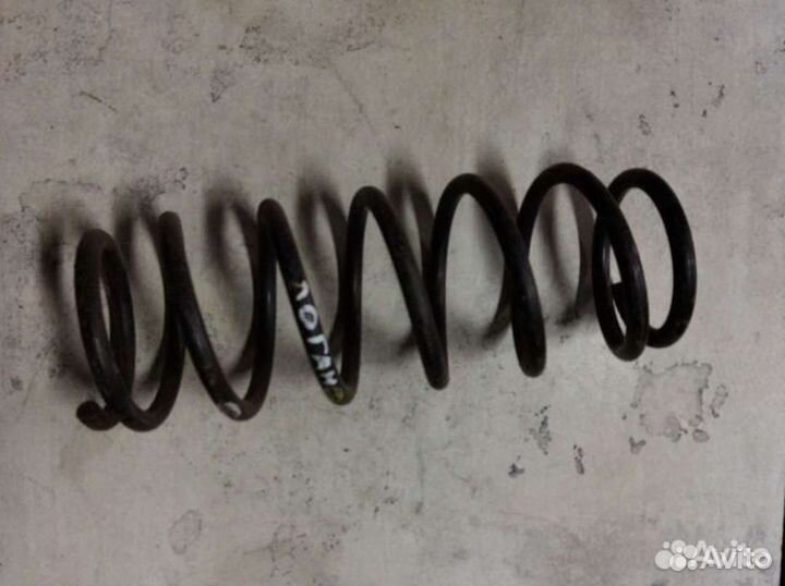 Пружина задняя Рено Логан