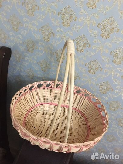 Корзина плетёная