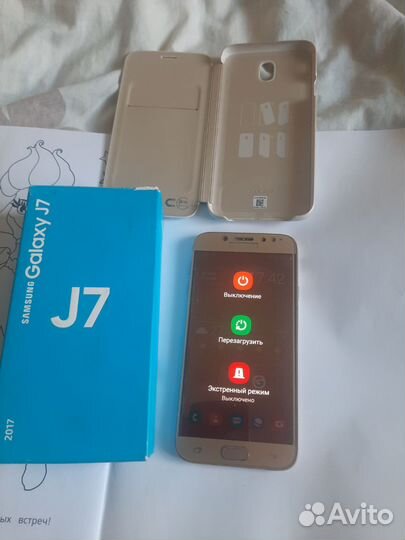 Samsung Galaxy J7 (2017), 3/16 ГБ