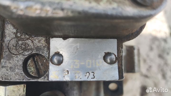 Топливный насос высокого давления 33-02