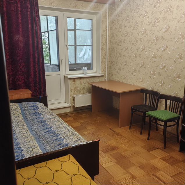 Комната в 3-к., 2/17 эт.