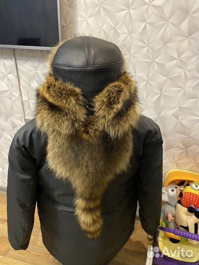 Шака меховая с хвостом енот