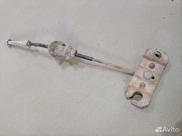 Тросик ручного тормоза Mazda 5E 1.5 1980-1989