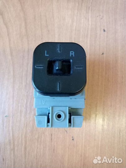 Джойстик регулировки зеркал Hyundai Sonata седан