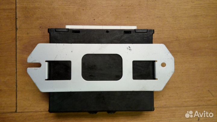 Блок управления двигателем Субару Трибека 3.6