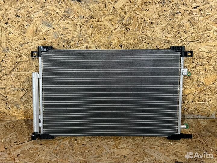 Радиатор кондиционера Toyota Camry 70/75