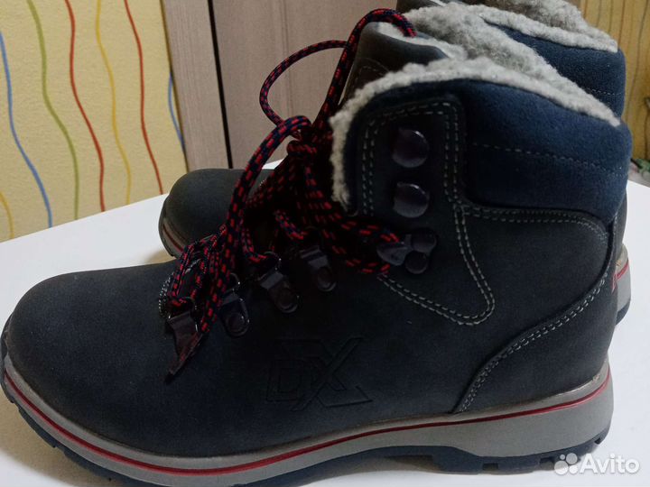 Новые ботинки 36