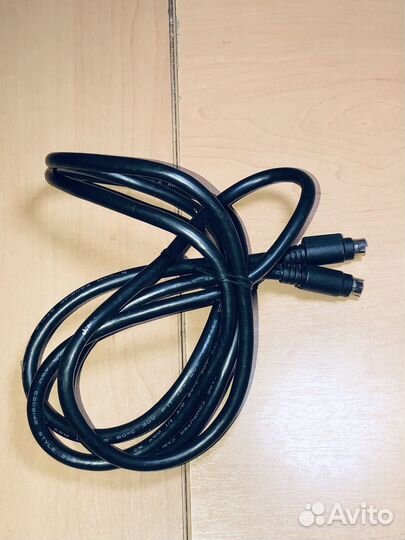 Кабель S-Video. Длина 180 см