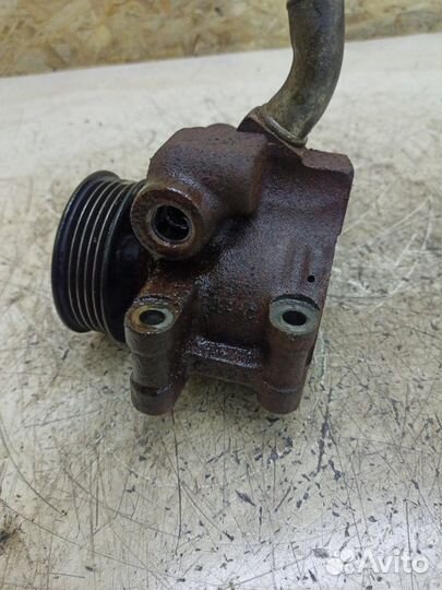 Насос гидроусилителя руля Ford Fiesta fxja 2008