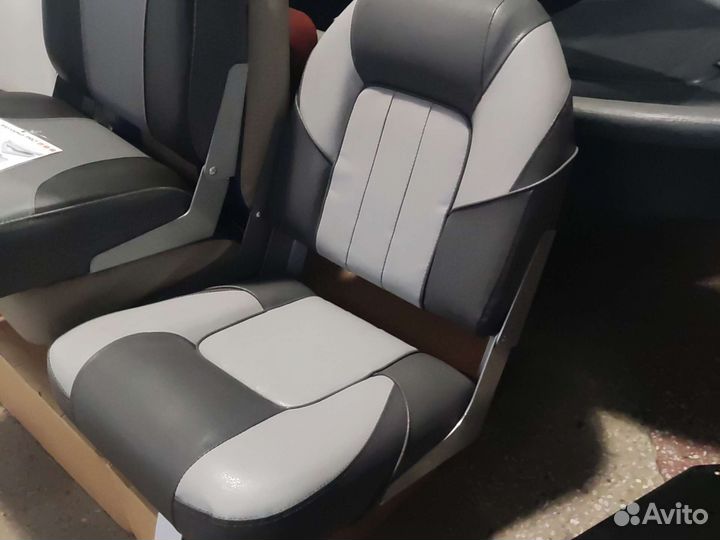 Складное кресло в лодку