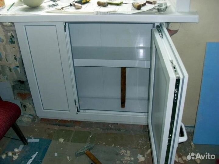 Пластиковый 