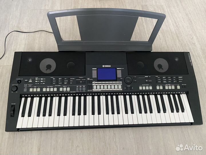 Синтезатор yamaha psr s 550b