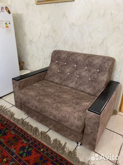 Диван и кресло