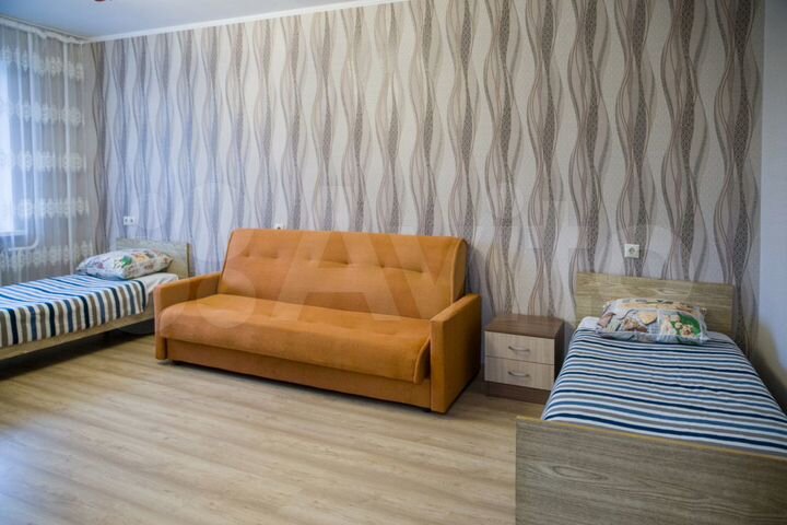 2-к. квартира, 56 м², 2/10 эт.