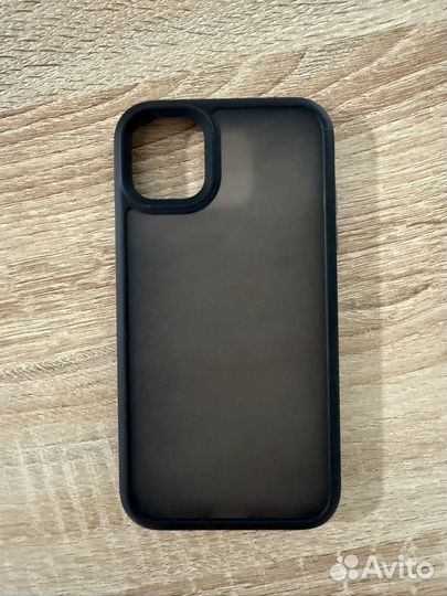 Чехол на iPhone 11