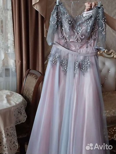 Вечернее платье