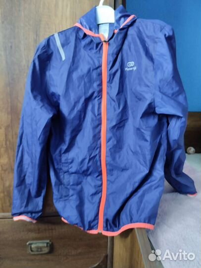 Ветровка Декатлон