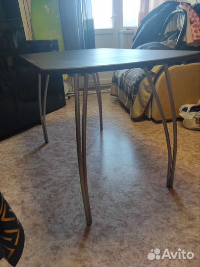 Кухонный стол бу