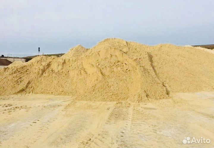 Песок с доставкой от 5-15 тонн