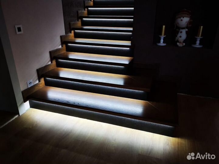 Умная подсветка лестниц. Бегущий огонь