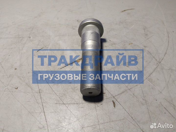 Шпилька ступицы колеса Гигант