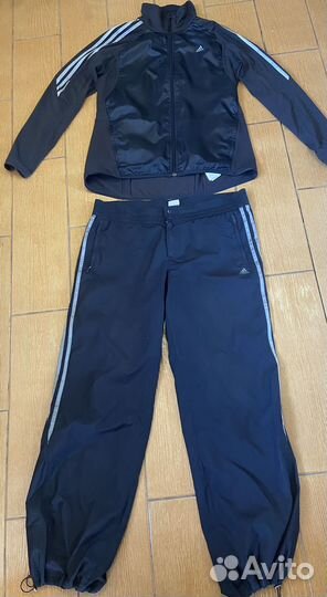 Спортивный костюм женский