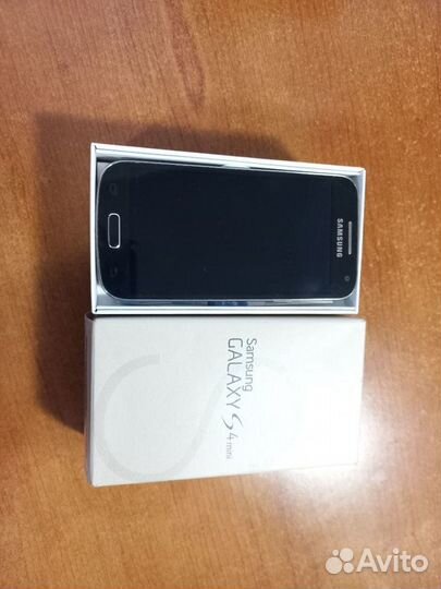 Samsung Galaxy S4 mini Duos GT-I9192, 8 ГБ