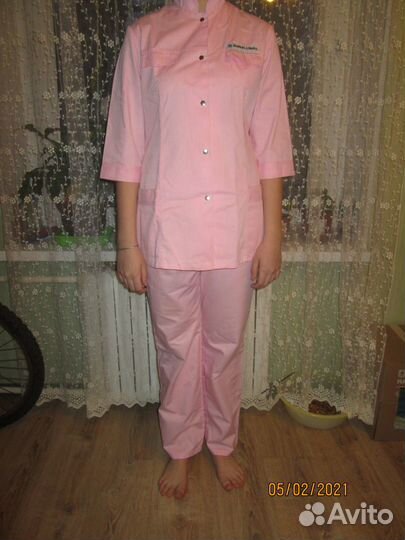 Медицинский костюм