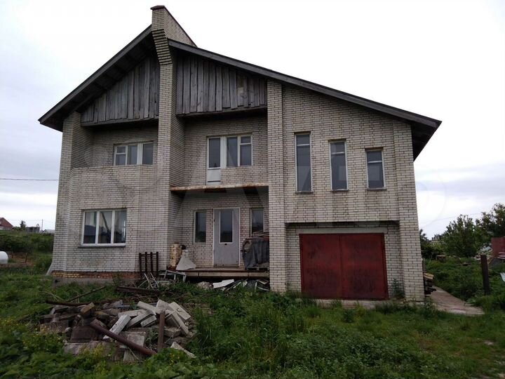 Дом 360 м² на участке 15 сот.