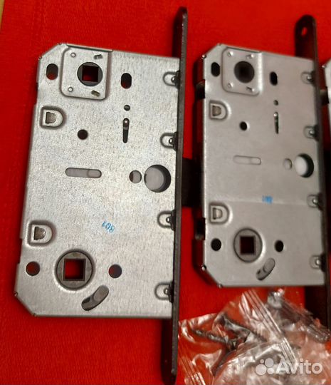 Замок для межкомнатной двери