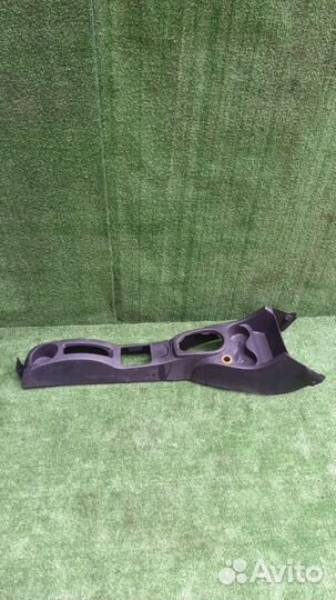 Консоль, тоннель пола центральная Renault Logan 1