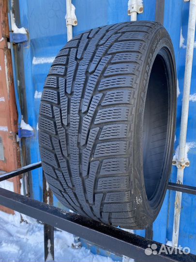 Nokian Tyres Hakkapeliitta R SUV 275/40 R20