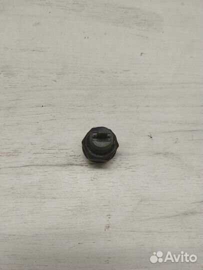 Датчик давления масла Peugeot Citroen 1.4 1.6 NFZ