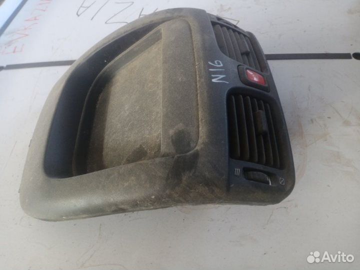 Накладка торпеды Nissan Almera N16 1.5 2004