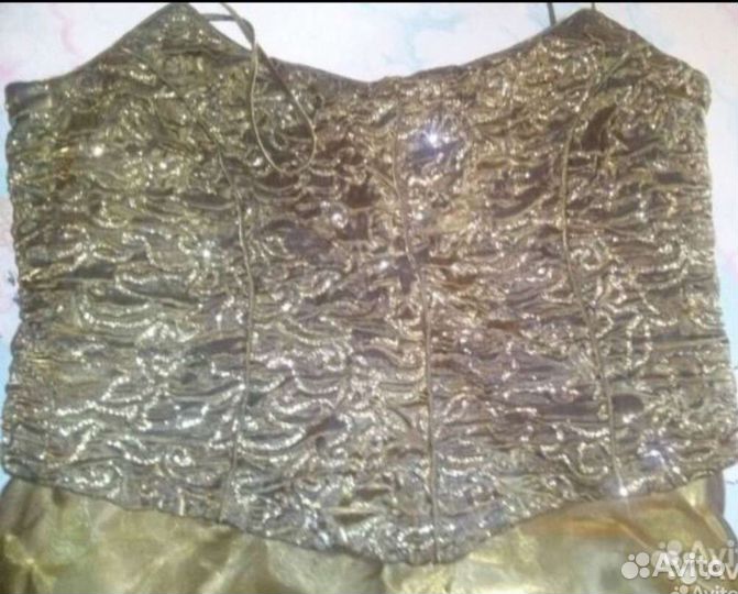 Вечернее платье