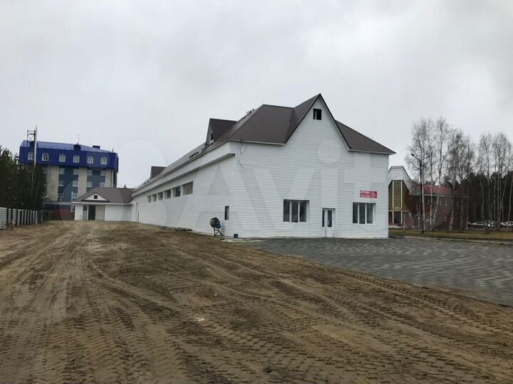 Здание, 900 м²